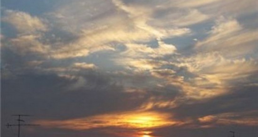 أجواء حارة وغائمة اليوم جو حار