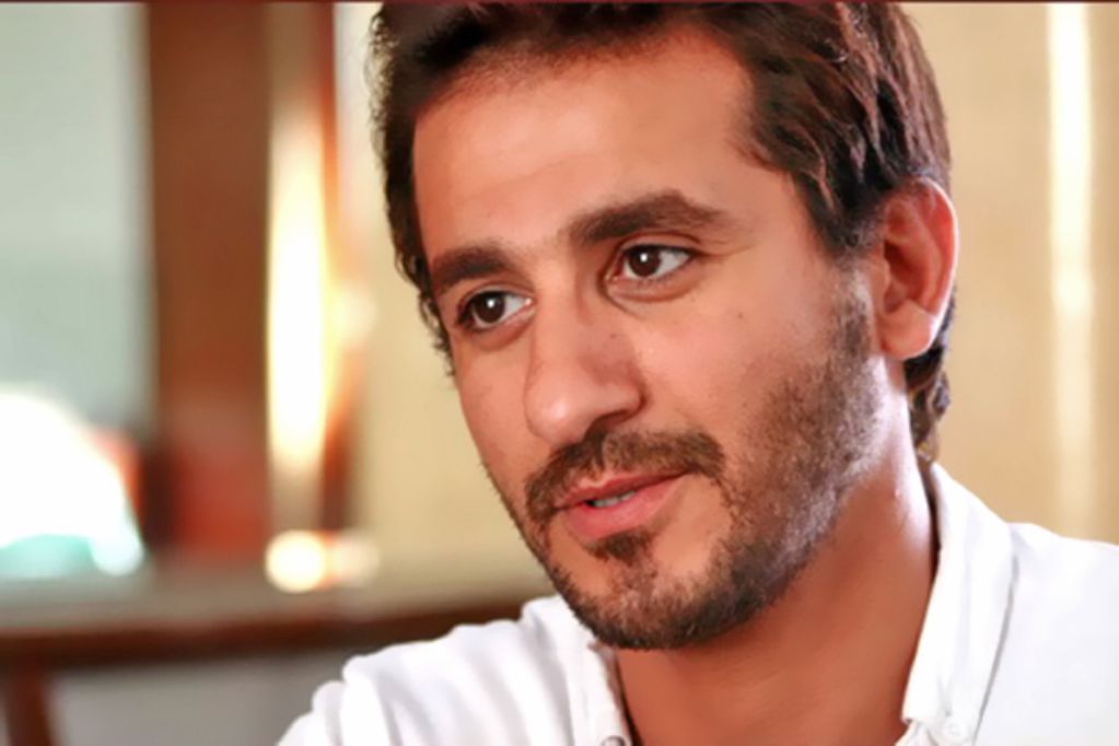 السرطان يدخل أحمد حلمي للعناية المركزة أحمد حلمي