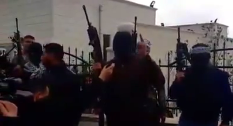 فيديو: "كتائب الأقصى": رصاصنا سيطول أي متورط بقضية الجمل اخبار فلسطين