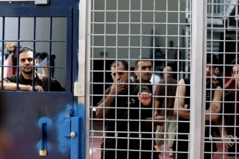 لأول مرة في تاريخ السجون منع صلاة الجمعة في "نفحة"