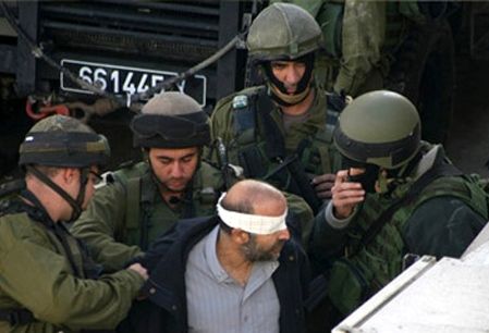 6 مواطنين من بيت لحم يتسلمون بلاغات لمراجعة مخابرات الاحتلال