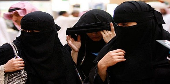 اعتقال 20 فتاة سعودية أنتجن أفلاماً إباحية اعتقال 20 فتاة