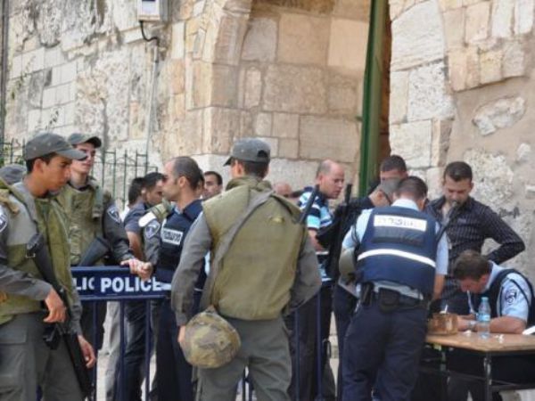 الاحتلال يمنع من دون الـ50 الصلاة في الأقصى المسجد الأقصى
