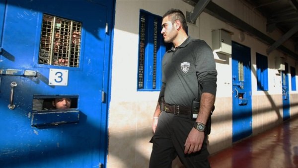 إدارة السجون تُماطل بتوفير المراوح للأسرى مع حلول الصيف