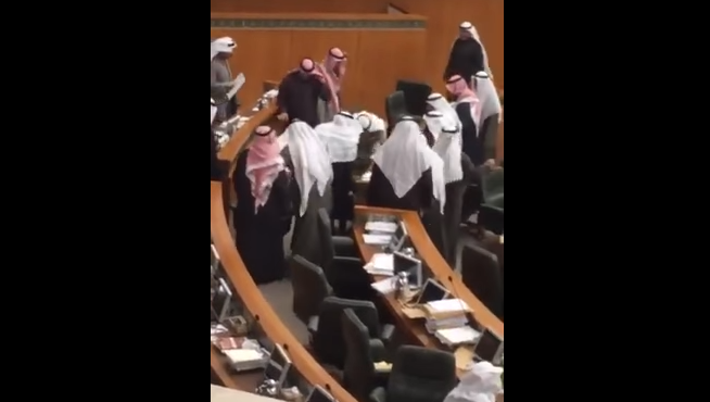 نائب كويتي