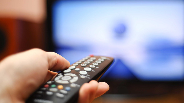 دراسة: ثلاث ساعات أمام التلفاز تزيد من خطر الوفاة المبكرة التلفاز