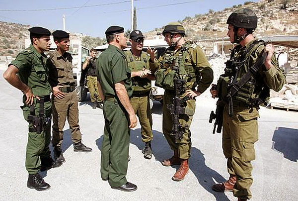 ضابط فلسطني: التنسيق الأمني متواصل التنسيق الأمني