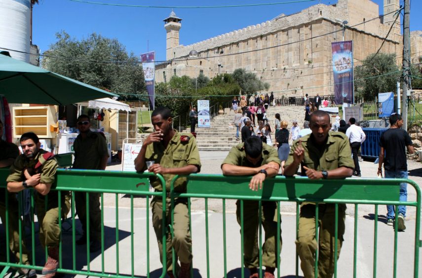 إصابة فتاة برصاص الاحتلال قرب الحرم الإبراهيمي اخبار فلسطين