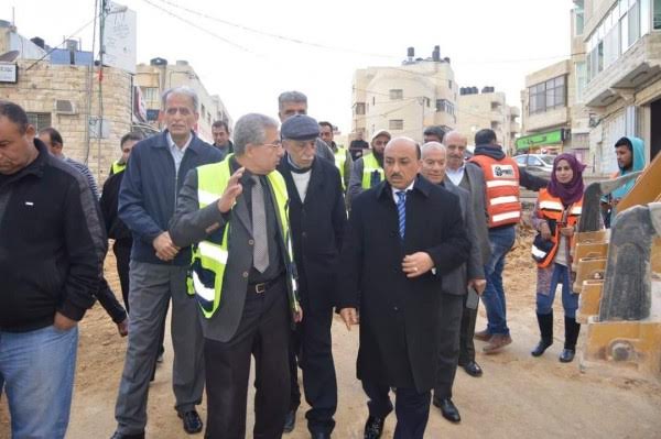 الحساينة يتفقد سير العمل في طريق رام الله- بير زيت مفيد الحساينة