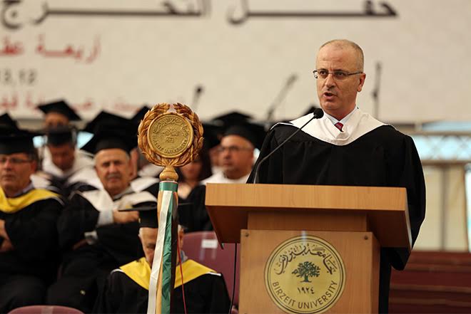 الحمد الله يهنئ جامعة بيرزيت بحصولها على المرتبة الأولى في تصنيف QS العالمي رامي الحمدلله