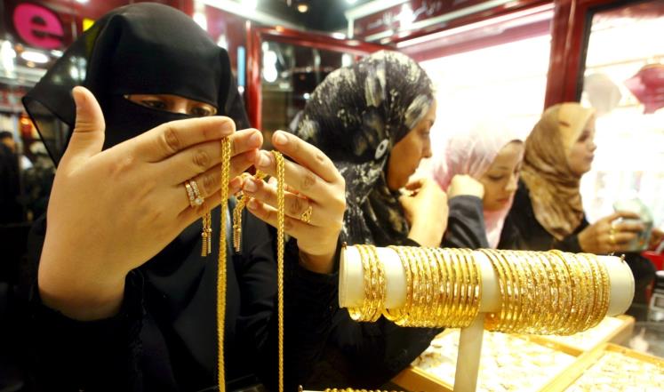 إسرائيل توقف تصدير الذهب لقطاع غزة أو استيراده إسرائيل