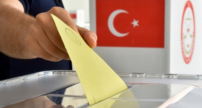 تركيا: 54 مليون ناخب يبدأون التصويت في الانتخابات النيابية المبكرة