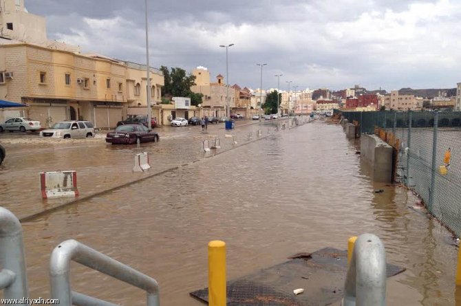 حالتا وفاة في جدة جراء الأمطار جدة