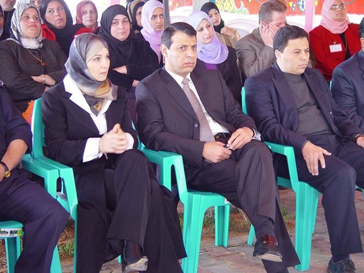 دحلان ضاعف نشاطه للعودة إلى الحياة السياسية ومحاولة رئاسة السلطة بعد عباس