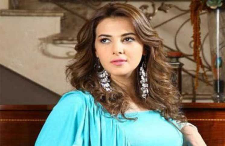 ثمانية ملايين جنيه أجر دنيا سميرغانم في برنامج "اكس فاكتور"