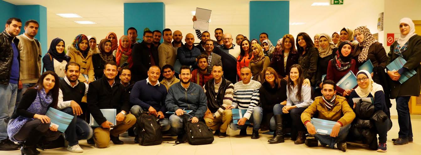 مركز تطوير الإعلام يختتم دورة غير مسبوقة في "الكفاءة النحوية وضبط النص" صورة المشاركون
