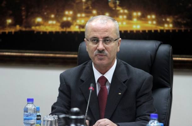 الحمد الله يترأس اجتماع اللجنة القانونية الإدارية المعنية بحل قضية موظفي غزة الحمد الله