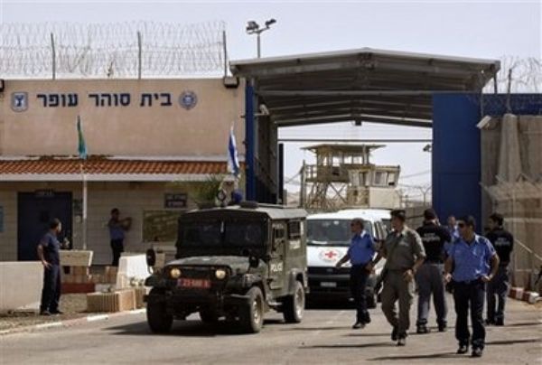 محكمة إسرائيلية تجبر "الشاباك" على فك لغز الكندي الفلسطيني اعتقال رجل اعمال فلسطيني