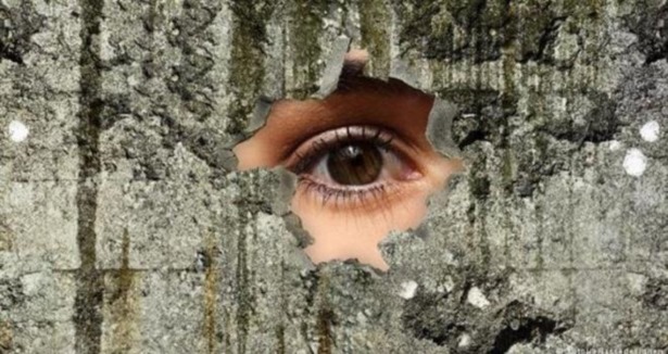 سورية وُلِدت في السجن وأعيدت إليه بعد 26 عاماً