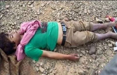 مجهول يشنق طفلا بعد اغتصابه في اليمن صورة تدولها نشطاء قالوا انها تعود لجثة الطفل
