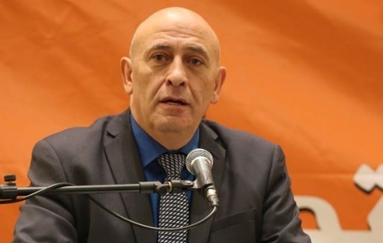 غطاس يدخل الأقصى رغم قرار نتنياهو غطاس