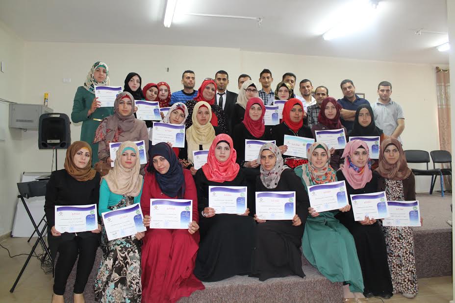 "القدس المفتوحة" بجنين تحتفل بتخريج دورة "مهارات إعلامية" بالتعاون مع شبكة فرح الإعلامية اختتام دورة