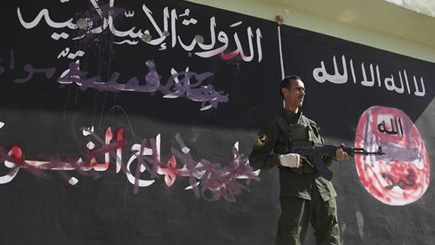 القوات الجزائرية تقتل أمير جماعة جند الخلافة القوات الجزائرية تقتل أمير جماعة جند الخلافة