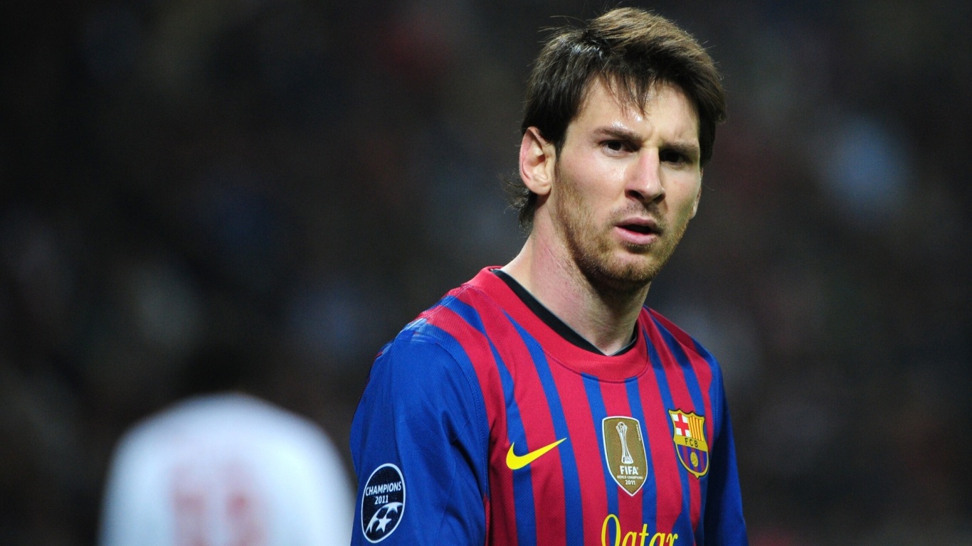 ميسي يحطم رقمًا قياسيًا وبرشلونة يتصدر ميسي يحطم رقمًا قياسيًا وبرشلونة يتصدر