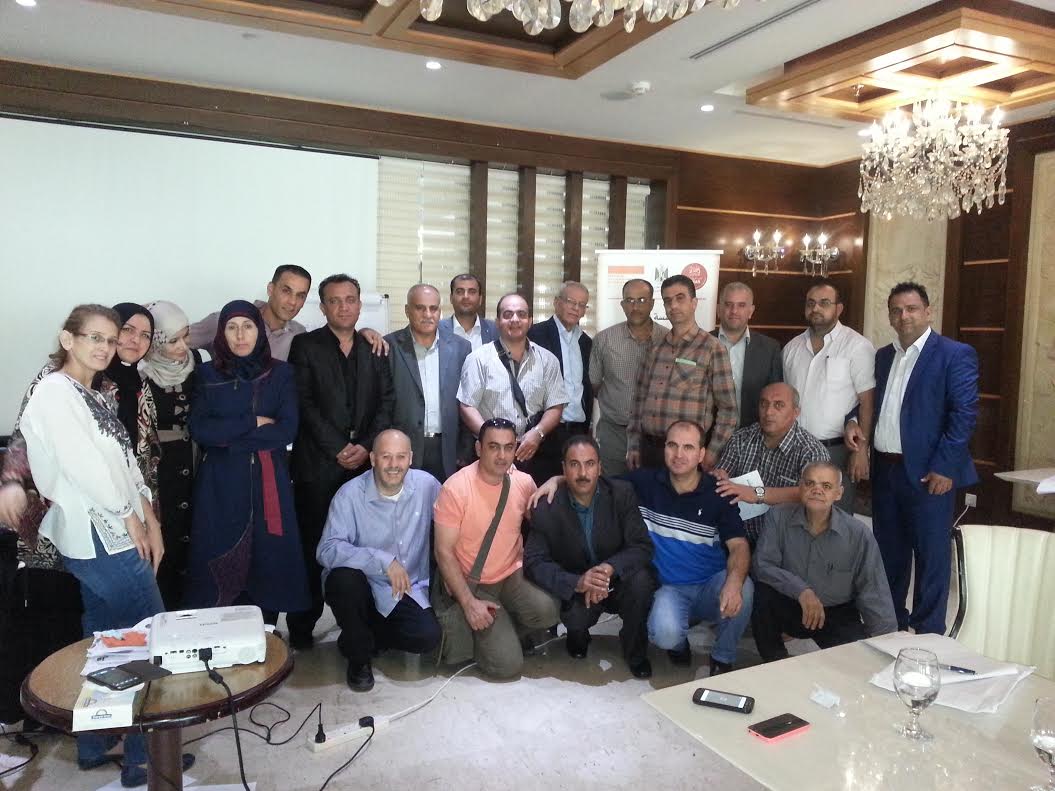"أفكار" تختتم الدورة التدريبية لمدرّبي فن المناظرة والتحكيم مؤسسسة أفكار