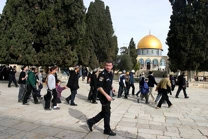 مستوطنون متطرفون يقتحمون الاقصى بقيادة "غليك" اقتحام الاقصى