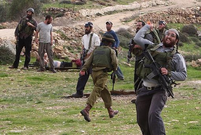 مستوطن يطلق الرصاص صوب مركبة فلسطينية جنوب الخليل مستوطن