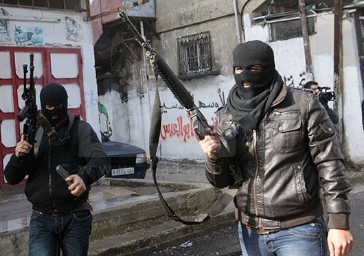 اشتباكات واعتداء على أحد عناصر الأمن بنابلس اخبار فلسطين