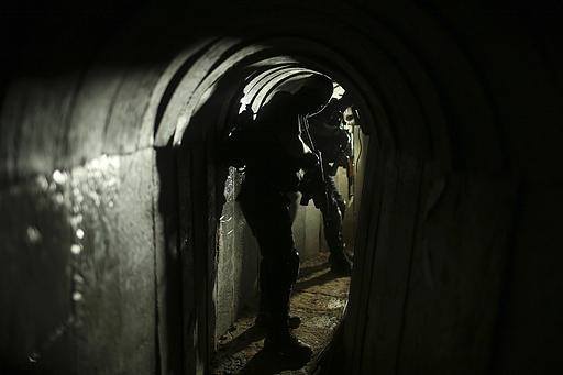 "عاموس جلعاد": حماس ستعيد تأهيل الأنفاق في غزة نفق