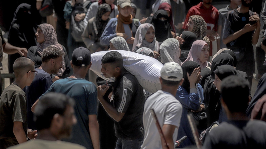 حكومة غزة: أقراص مخدرة داخل طحين من "مساعدات أمريكية إسرائيلية"