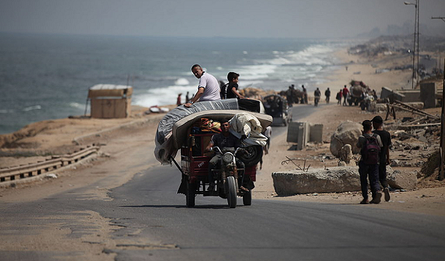 محافظان سابقان لبنك إسرائيل: احتلال غزة يلحق ضررا هائلا بالمناعة الاقتصادية