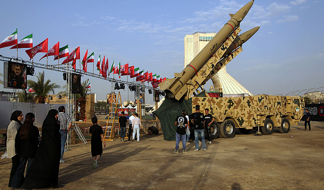 إيران: وقف الهجمات مرهون بالتزام واشنطن بوقف القصف