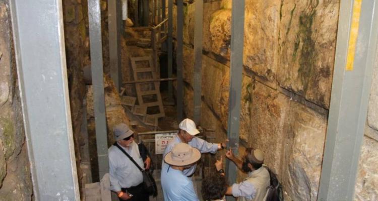 هيئة مقدسية تحذر من انهيارات وشيكة لأجزاء من المسجد الأقصى  