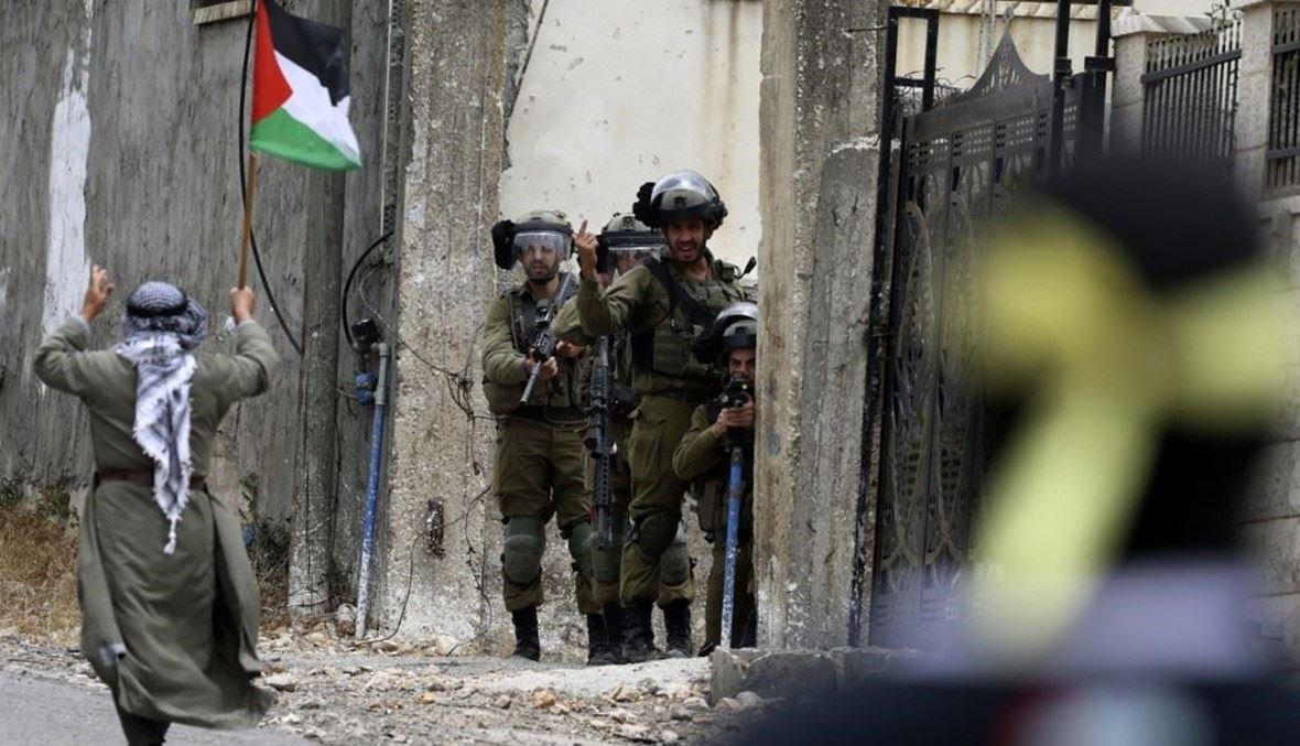 ضابط إسرائيلي: الجيش يرتكب جرائم حرب في الضفة
