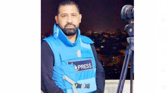 بالصور استشهاد الزميل الصحفي سعيد الطويل خلال تغطيته للعدوان على غزة