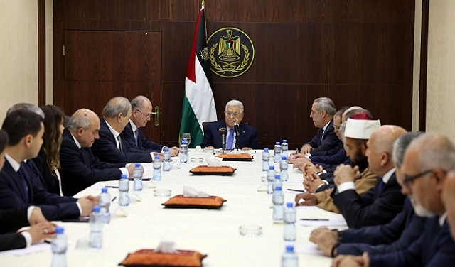 تقرير: إسرائيل تدفع لانهيار السلطة الفلسطينية وإنفاق 57 مليار شيكل سنويا بالضفة