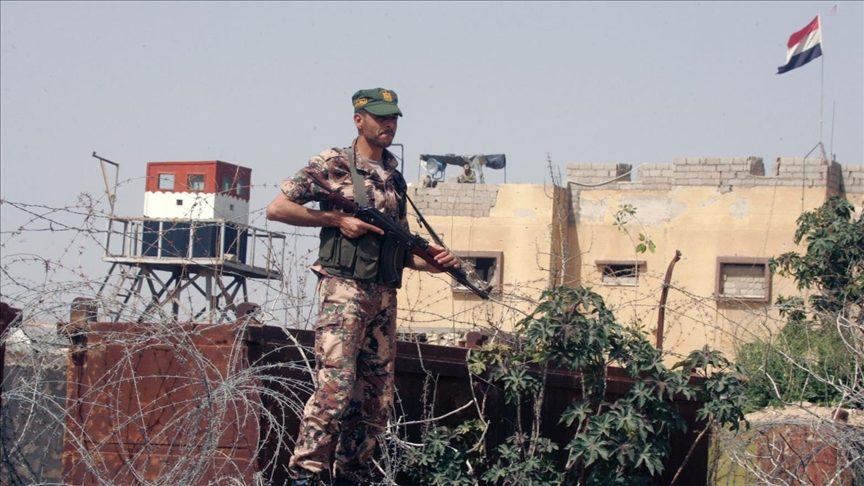 إذاعة جيش الاحتلال: القاهرة عرضت على تل أبيب بناء حاجز على الحدود مع غزة إذا وافقت على صفقة مع حماس