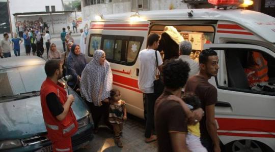 بالفيديو إصابة شاب طعناً بهجوم للمستوطنين في الخليل