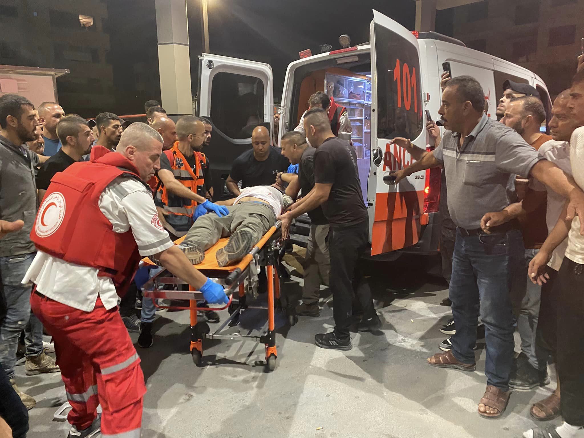 القدس المحتلة: شهيد في مخيم شعفاط وشهيدان قرب بلدة الجيب برصاص الاحتلال