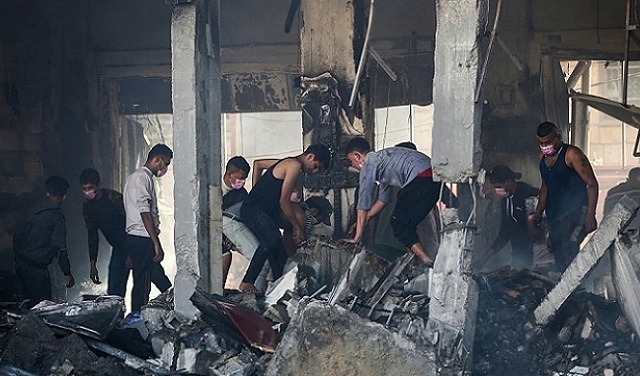الحرب على غزة: عشرات الشهداء والجرحى باستهداف مربع سكني في بيت لاهيا