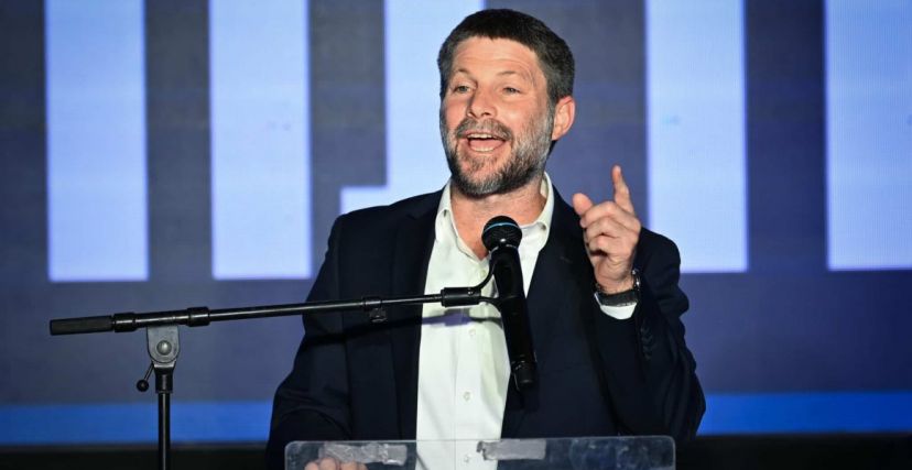 سموتريتش: هذا هو الوقت المناسب للسيطرة على غزة وتعزيز الاستيطان في الضفة