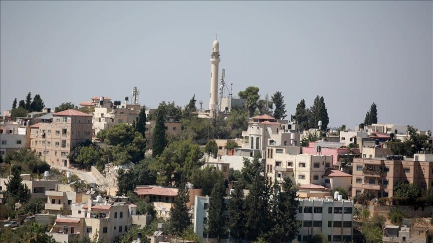 الضفة.. مستوطنون إسرائيليون يهاجمون منازل وممتلكات فلسطينية