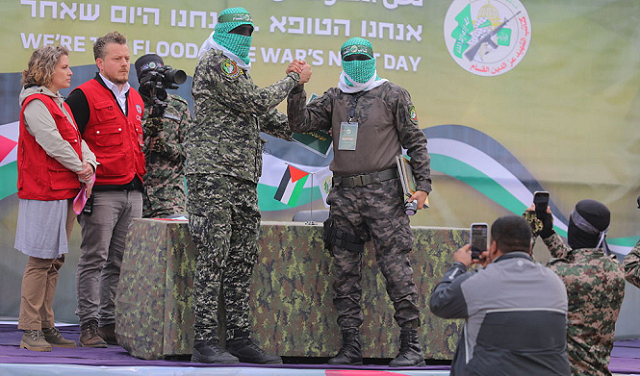 حماس: عملية التبادل تؤكد أن اليوم التالي هو يوم فلسطيني خالص