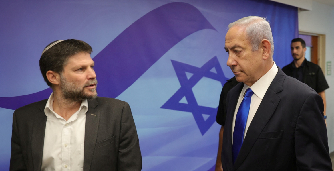 سموتريتش يساهم بتجويع الفلسطينيين.. أكسيوس: أعطى أوامر بمنع إدخال الدقيق إلى قطاع غزة