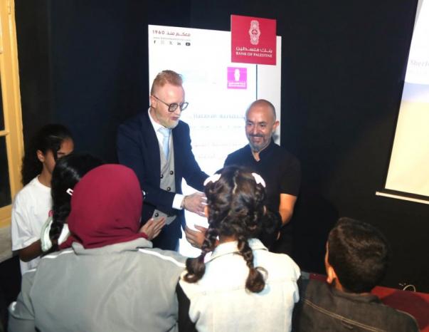 بنك فلسطين يرسم البسمة على وجوه الأطفال في قرى SOS في بيت لحم بمناسبة يوم الطفل العالمي