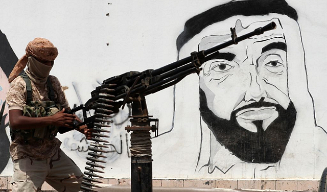 السعودية تفند رواية الإمارات بشأن السفينتين في اليمن... دعوات عربية لاحتواء التصعيد